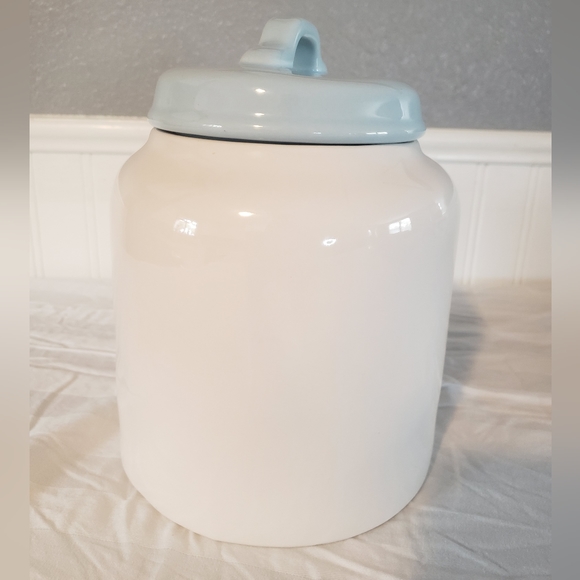 NWOT Rae Dunn Cinderella Large Jar with Lid - Picture 2 of 6